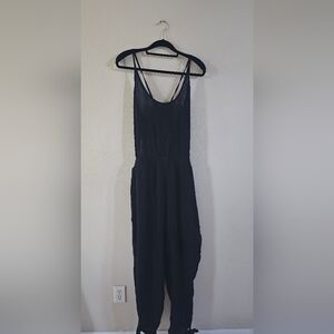 Elegant Black Sleeveless Dress